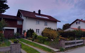 Haus am Bach ausschließlich für Familien !!!!